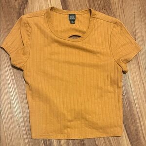 Wild Fable open back/backless twist Ribbed Short Sleeve crop tee